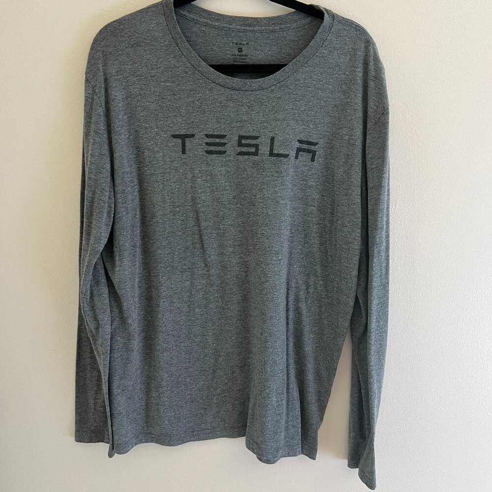 Tesla Shirt Mens XL Gray Long Sleeve Electric Car Motors Automotive Tee Shirt